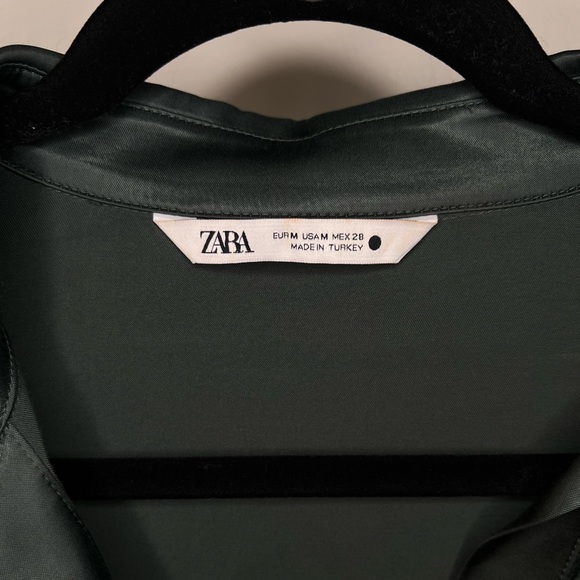 ZARA - SATIN EFFECT BLOUSE - GREEN - Picture 3 of 3